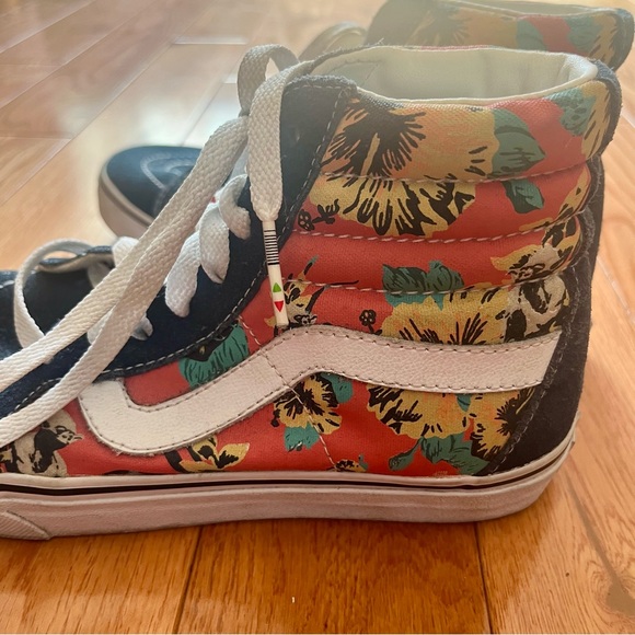 Vans Sk8 Hi Yoda Aloha - Picture 3 of 5